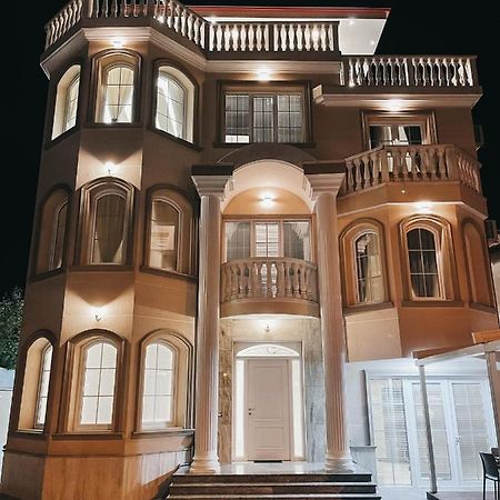 Amansar Boutique Hotel Tirana Esterno foto
