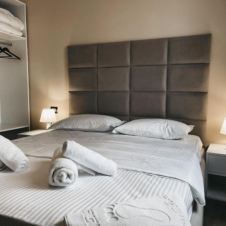Amansar Boutique Hotel Tirana Esterno foto