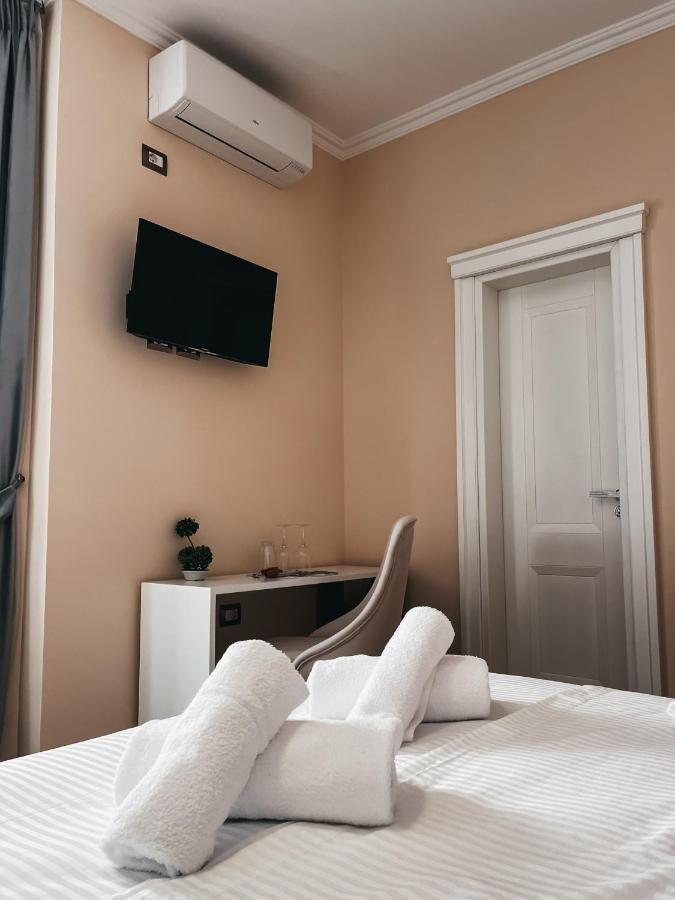 Amansar Boutique Hotel Tirana Esterno foto