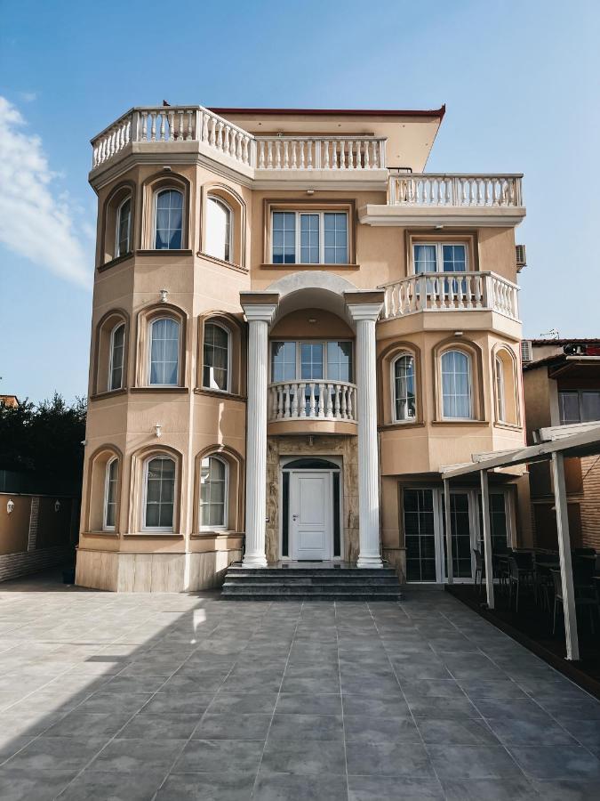 Amansar Boutique Hotel Tirana Esterno foto