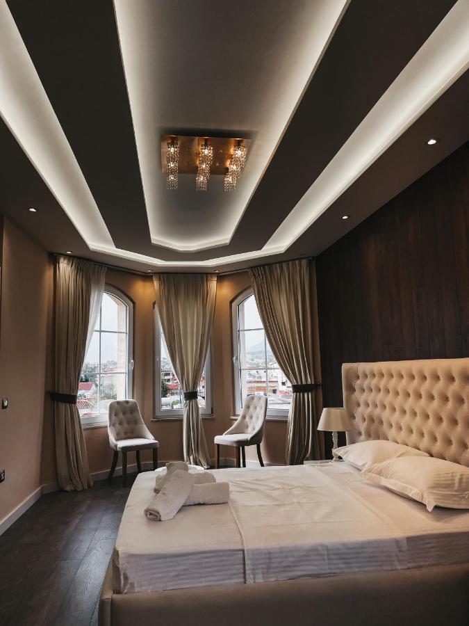 Amansar Boutique Hotel Tirana Esterno foto