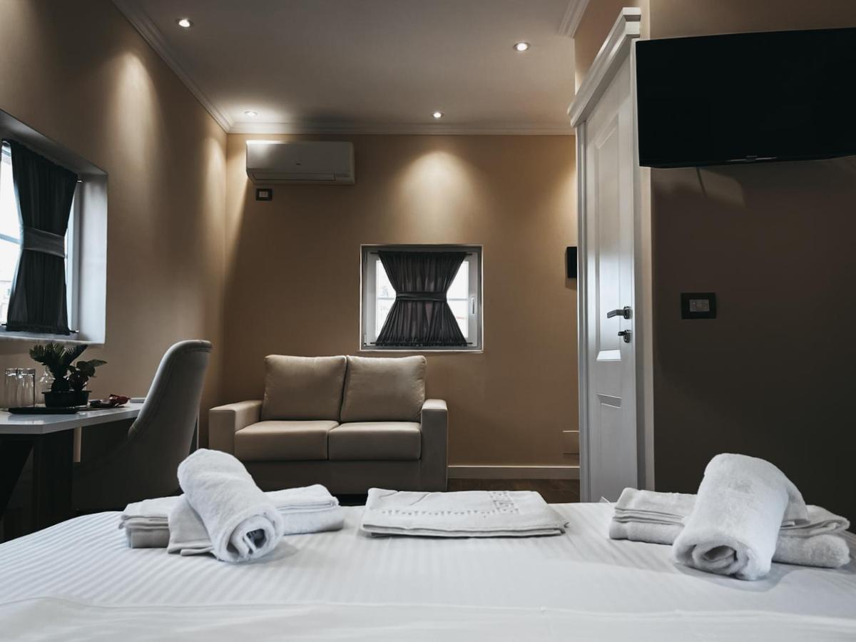 Amansar Boutique Hotel Tirana Esterno foto