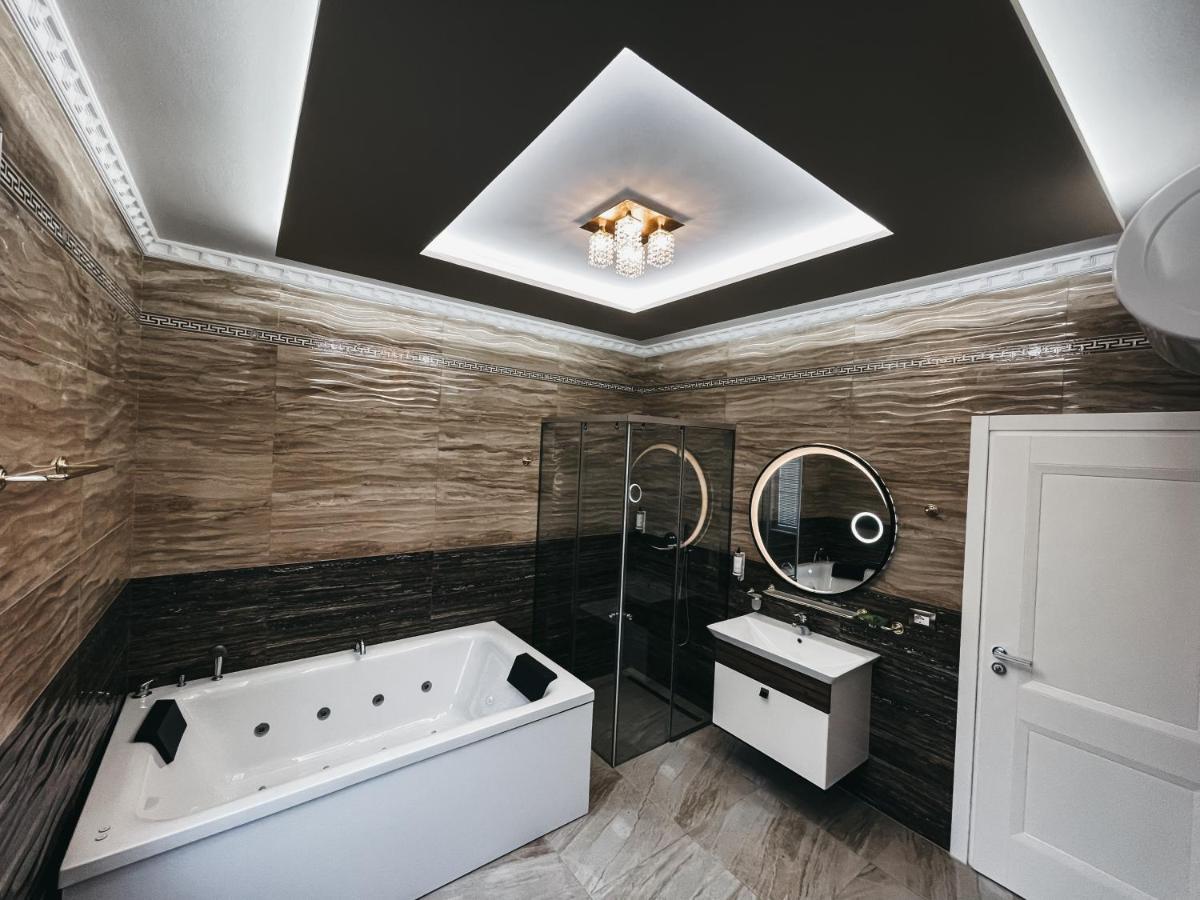 Amansar Boutique Hotel Tirana Esterno foto